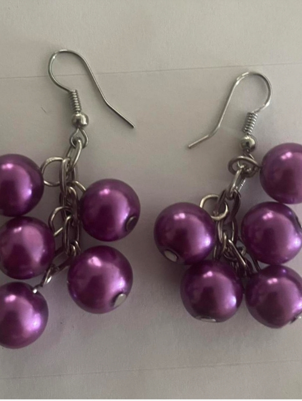 Nwt Sassified Boutique Purple Pearl Cluster Necklace and Earring Set. - Picture 4 of 4